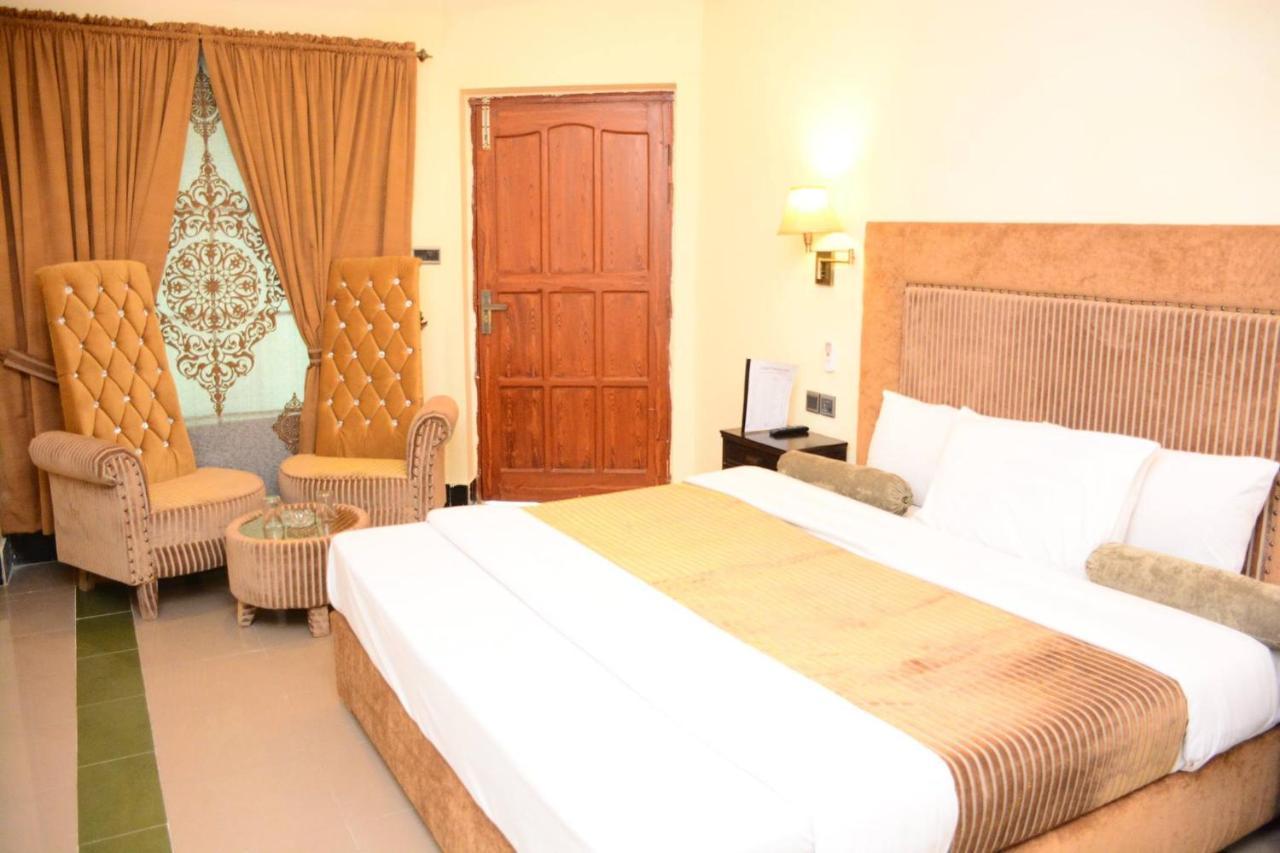 Hotel Move-N-Pick Murree Ngoại thất bức ảnh