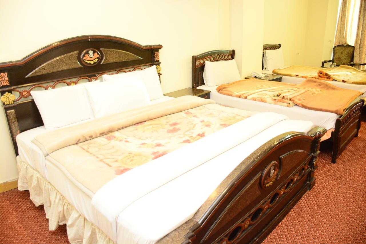 Hotel Move-N-Pick Murree Ngoại thất bức ảnh
