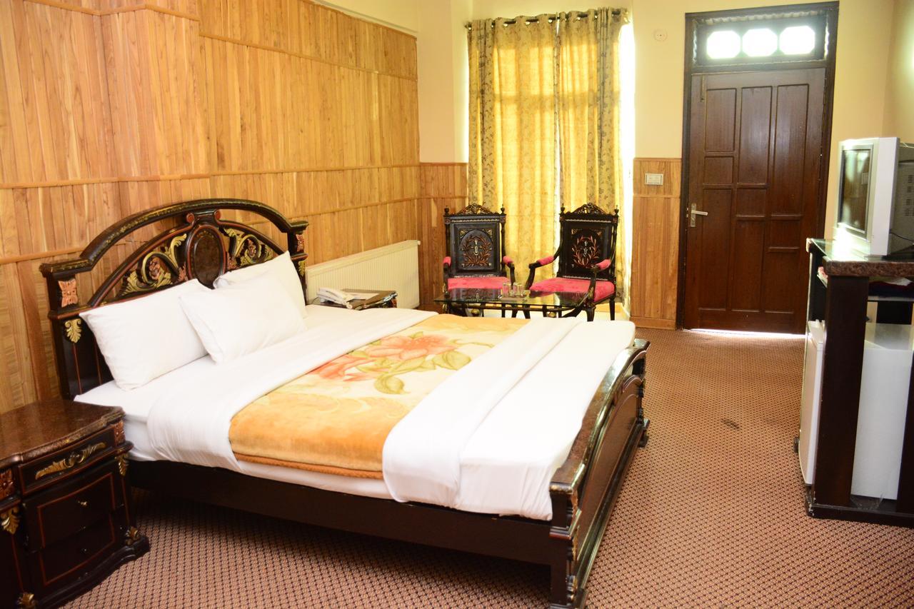 Hotel Move-N-Pick Murree Ngoại thất bức ảnh