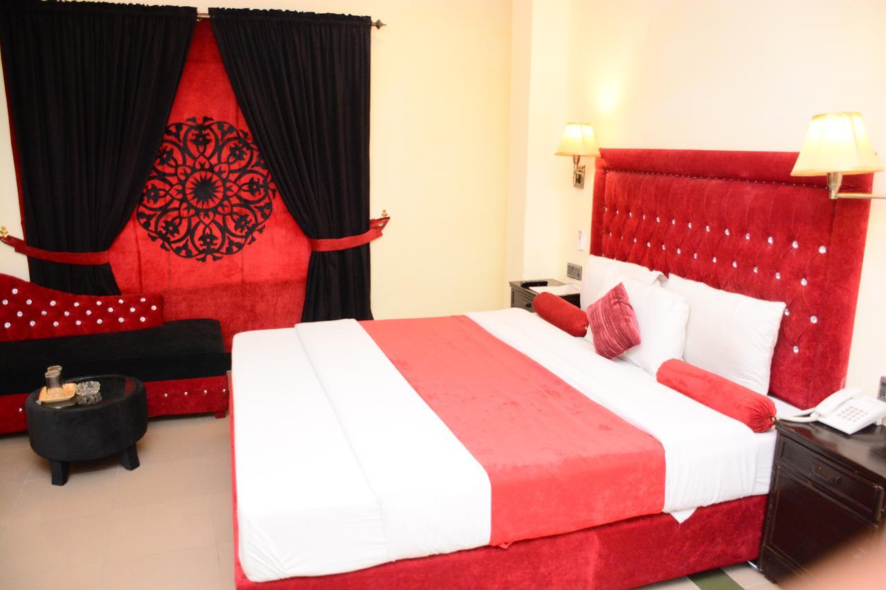 Hotel Move-N-Pick Murree Ngoại thất bức ảnh